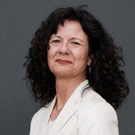 Claudia Oehlschlaegel